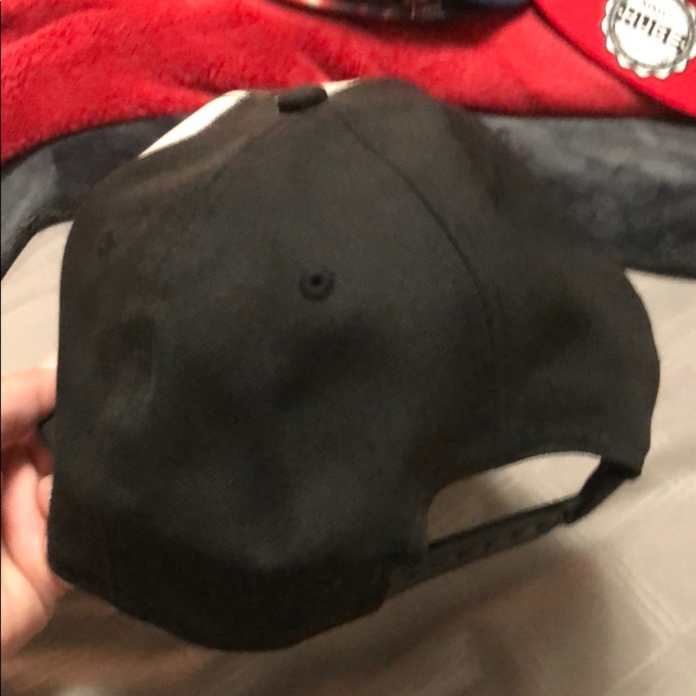Hat - Picture 2 of 2